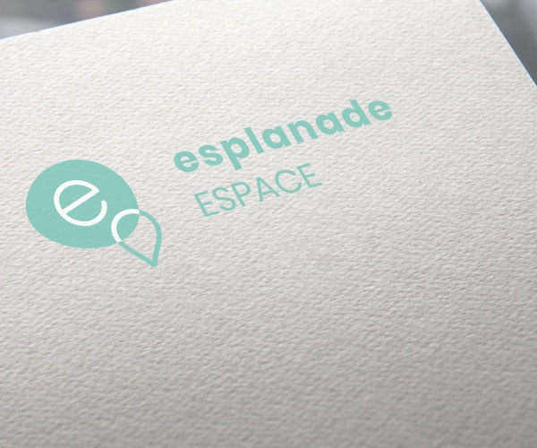 Mock-Up-Papier-Blanc-Logo-Espace